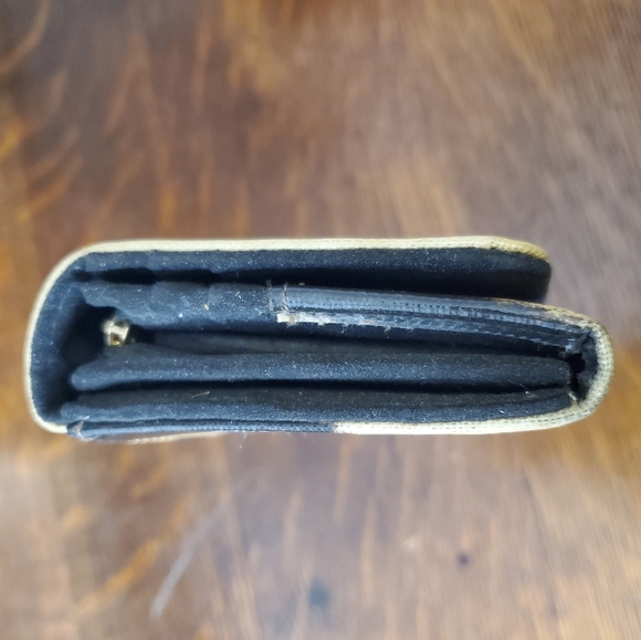 Think Bee! Miss Shocking Long Wallet - Zebra - Picture 12 of 16